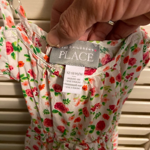 The Children’s Place 12-18mo girls dress - Picture 2 of 3